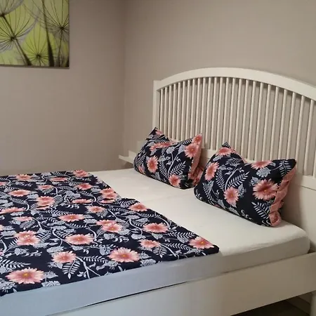 2 Schlafzimmer, Terrasse, Hund, Kamin * Bodenwerder