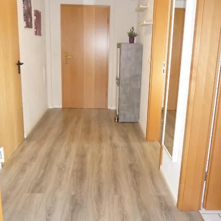 Lägenhet 2 Schlafzimmer, Terrasse, Hund, Kamin Bodenwerder
