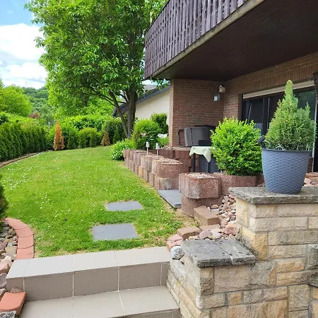 2 Schlafzimmer Appartement Eg Terrasse, Hund, Kamin *